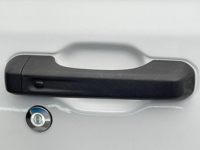 ジープ・ラングラーアンリミテッド サハラ ローンチエディション アップルカープレイ バックカメラ オートクルーズコントロール 前席シートヒーター ALPINE製スピーカー ブラインドスポットアシスト ステアリングヒーター 純正ナビ LEDヘッドライト 禁煙車(41枚目)