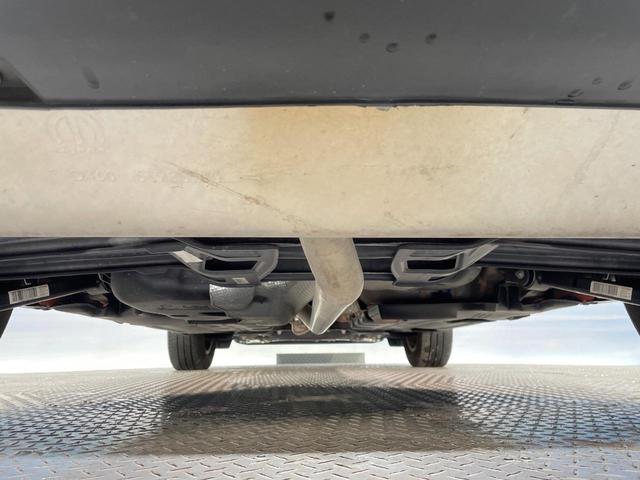 ジープ・レネゲード ロンジチュード　アップルカープレイ　バックカメラ　Ｂｅａｔｓサウンドシステム　オートクルーズコントロール　コーナーセンサー　７インチタッチモニター　３．５インチモノクロマルチビューディスプレイ　純正１６インチＡＷ（20枚目）