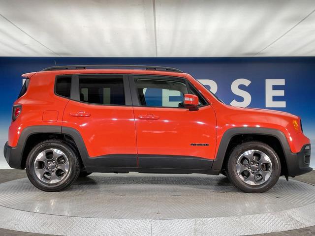 ジープ・レネゲード ロンジチュード　アップルカープレイ　バックカメラ　Ｂｅａｔｓサウンドシステム　オートクルーズコントロール　コーナーセンサー　７インチタッチモニター　３．５インチモノクロマルチビューディスプレイ　純正１６インチＡＷ（21枚目）