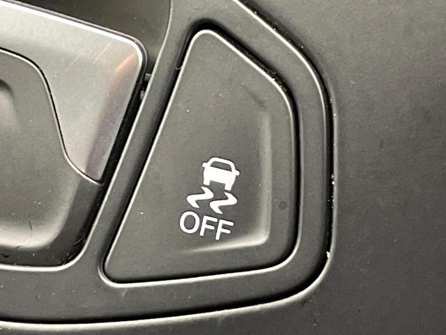 ジープ・レネゲード ロンジチュード　アップルカープレイ　バックカメラ　Ｂｅａｔｓサウンドシステム　オートクルーズコントロール　コーナーセンサー　７インチタッチモニター　３．５インチモノクロマルチビューディスプレイ　純正１６インチＡＷ（47枚目）