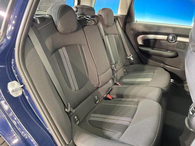 ＭＩＮＩ クーパーＳＤ　クラブマン　ペッパーパッケージ　レーダークルーズ　純正ナビ　Ｂｌｕｅｔｏｏｔｈ　バックカメラ　パークディスタンスコントロール　コンフォートアクセス　ＬＥＤヘッドランプ　純正１７インチＡＷ　ＥＴＣ車載器　禁煙車（10枚目）