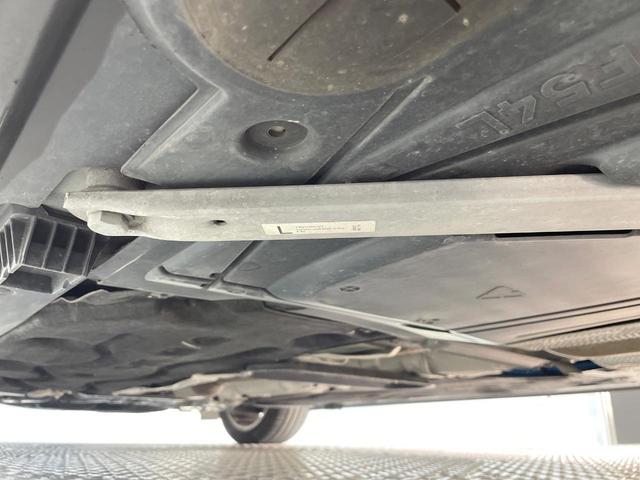 ＭＩＮＩ クーパーＳＤ　クラブマン　ペッパーパッケージ　レーダークルーズ　純正ナビ　Ｂｌｕｅｔｏｏｔｈ　バックカメラ　パークディスタンスコントロール　コンフォートアクセス　ＬＥＤヘッドランプ　純正１７インチＡＷ　ＥＴＣ車載器　禁煙車（23枚目）