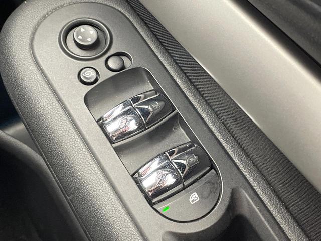 ＭＩＮＩ クーパーＳＤ　クラブマン　ペッパーパッケージ　レーダークルーズ　純正ナビ　Ｂｌｕｅｔｏｏｔｈ　バックカメラ　パークディスタンスコントロール　コンフォートアクセス　ＬＥＤヘッドランプ　純正１７インチＡＷ　ＥＴＣ車載器　禁煙車（52枚目）