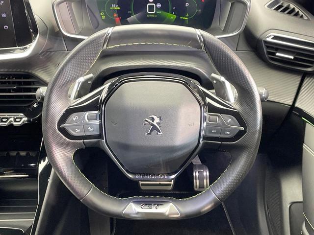 ２０８ ＧＴ　レーダークルーズ　純性ナビ　ＡｐｐｌｅＣａｒＰｌａｙ　バックカメラ　クリアランスソナー　ブラインドスポットアシスト　レーンキープアシスト　前席シートヒーター　ＬＥＤヘッドランプ　ＥＴＣ車載器　禁煙車（12枚目）