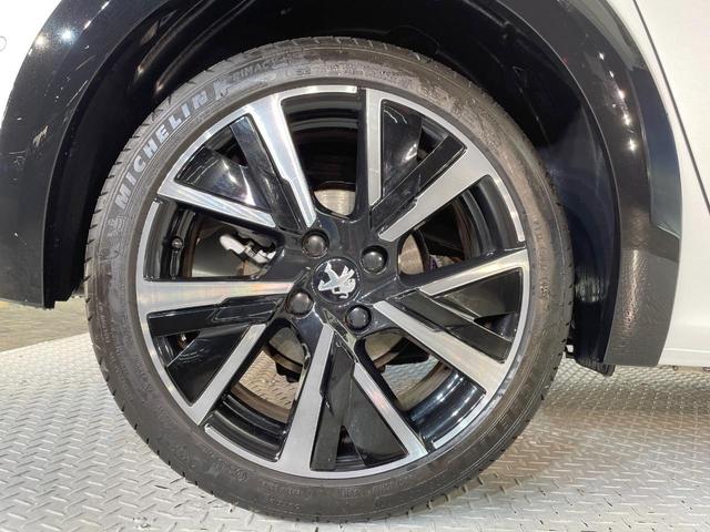 ２０８ ＧＴ　レーダークルーズ　純性ナビ　ＡｐｐｌｅＣａｒＰｌａｙ　バックカメラ　クリアランスソナー　ブラインドスポットアシスト　レーンキープアシスト　前席シートヒーター　ＬＥＤヘッドランプ　ＥＴＣ車載器　禁煙車（28枚目）