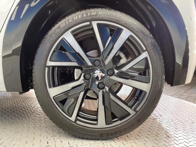 ２０８ ＧＴ　レーダークルーズ　純性ナビ　ＡｐｐｌｅＣａｒＰｌａｙ　バックカメラ　クリアランスソナー　ブラインドスポットアシスト　レーンキープアシスト　前席シートヒーター　ＬＥＤヘッドランプ　ＥＴＣ車載器　禁煙車（30枚目）