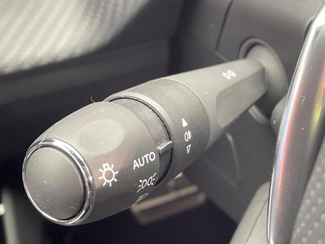 ２０８ ＧＴ　レーダークルーズ　純性ナビ　ＡｐｐｌｅＣａｒＰｌａｙ　バックカメラ　クリアランスソナー　ブラインドスポットアシスト　レーンキープアシスト　前席シートヒーター　ＬＥＤヘッドランプ　ＥＴＣ車載器　禁煙車（52枚目）