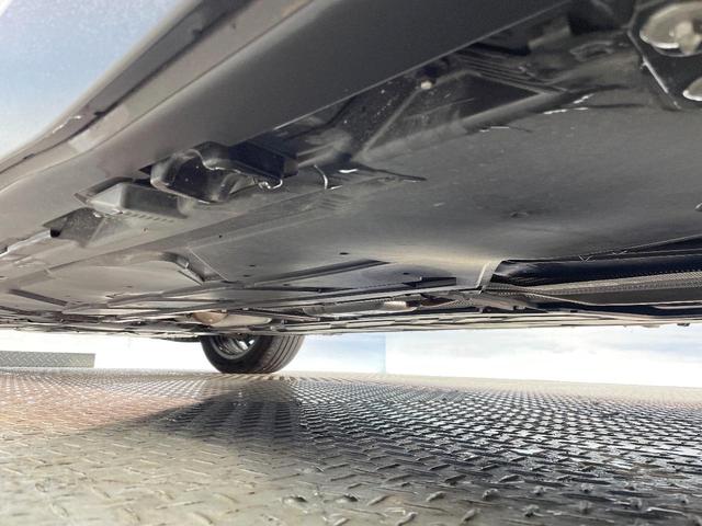 ＧＬＡクラス ＧＬＡ２００ｄ　４マチック　ＡＭＧライン　パノラミックスライディングルーフ　ナビゲーションパッケージ　禁煙車　レーダークルーズ　ＡｐｐｌｅＣａｒＰｌａｙ　全周囲カメラ　純正ナビ　電動リアゲート　アンビエントライト　ＬＥＤヘッドライト　４ＷＤ（25枚目）