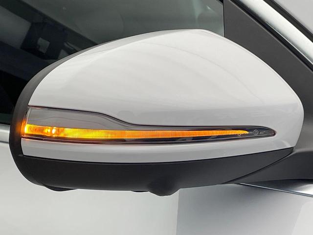 ＧＬＡクラス ＧＬＡ２００ｄ　４マチック　ＡＭＧライン　パノラミックスライディングルーフ　ナビゲーションパッケージ　禁煙車　レーダークルーズ　ＡｐｐｌｅＣａｒＰｌａｙ　全周囲カメラ　純正ナビ　電動リアゲート　アンビエントライト　ＬＥＤヘッドライト　４ＷＤ（37枚目）