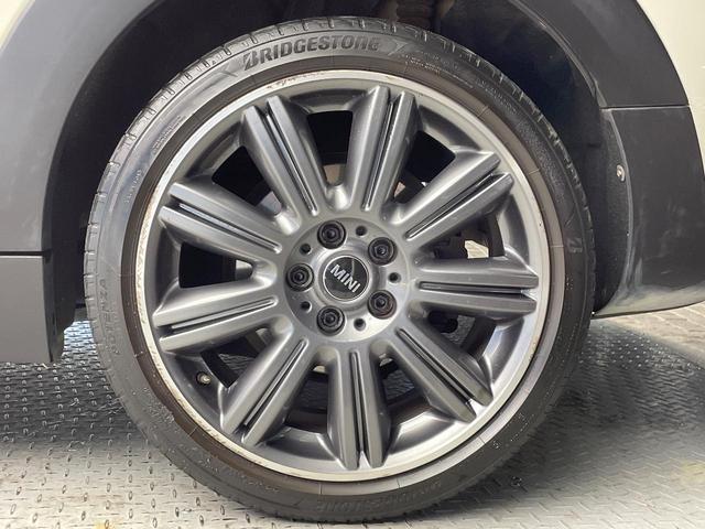 ＭＩＮＩ クーパーＳＤ　クラブマン　パノラマサンルーフ　ＭＩＮＩユアーズＰＫＧ　ペッパーＰＫＧ　黒革シート　レーダークルコン　バックカメラ　前席シートヒーター　前席パワーシート　ＬＥＤ　衝突被害軽減ブレーキ　クリアランスソナー　ＥＴＣ（32枚目）