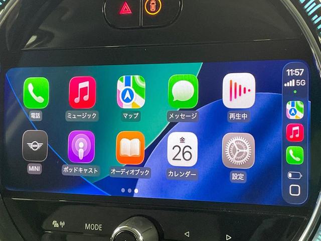 ＭＩＮＩ クーパーＳ　クラシック・トリム　クラシックトリム　純正１７インチブラック塗装ＡＷ　ＡｐｐｌｅＣａｒＰｌａｙ　前席シートヒーター　バックカメラ　クルーズコントロール　衝突被害軽減ブレーキ　ヘッドアップディスプレイ　ＥＴＣ　禁煙車（4枚目）