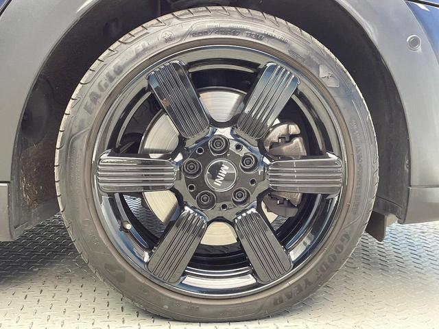 ＭＩＮＩ クーパーＳ　クラシック・トリム　クラシックトリム　純正１７インチブラック塗装ＡＷ　ＡｐｐｌｅＣａｒＰｌａｙ　前席シートヒーター　バックカメラ　クルーズコントロール　衝突被害軽減ブレーキ　ヘッドアップディスプレイ　ＥＴＣ　禁煙車（30枚目）