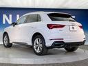 ３５ＴＦＳＩ　Ｓライン　コンビニエンス・アシスタンスパッケージ　純正ナビ　バーチャルコックピット　サラウンドビューカメラ　純正１８インチアルミホイール　アドバンストキー　ＬＥＤヘッドランプ　地デジチューナー　ＥＴＣ　禁煙車（18枚目）