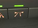 ３２０ｉラグジュアリー　黒革シート　前席シートヒーター　パワーシート　純正ナビ　バックカメラ　アクティブクルーズ　インテリジェントセーフティ　ＨＩＤヘッドランプ　コンフォートアクセス　純正１７インチアルミ　ＥＴＣ　禁煙（32枚目）