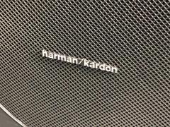 ●ｈａｒｍａｎ／ｋａｒｄｏｎサウンドシステム：オーディオ専門メーカーが手掛けるプレミアムスピーカーを装備。多数のスピーカーから、音の粒立ちまで分かる高品質な音楽をお楽しみいただけます。 6