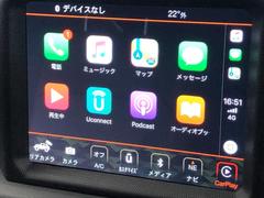 ●Ａｐｐｌｅ　Ｃａｒ　Ｐｌａｙ：スマホとの有線接続で、ナビ・オーディオ再生などスマホのアプリ機能が画面でも使える便利機能です！ 4