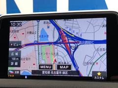 ●純正ナビ：一体感のあるナビは、高級感ある車内を演出してくれます。Ｂｌｕｅｔｏｏｔｈ再生などオーディオ機能も充実しておりますので、運転もより楽しめます♪ 7