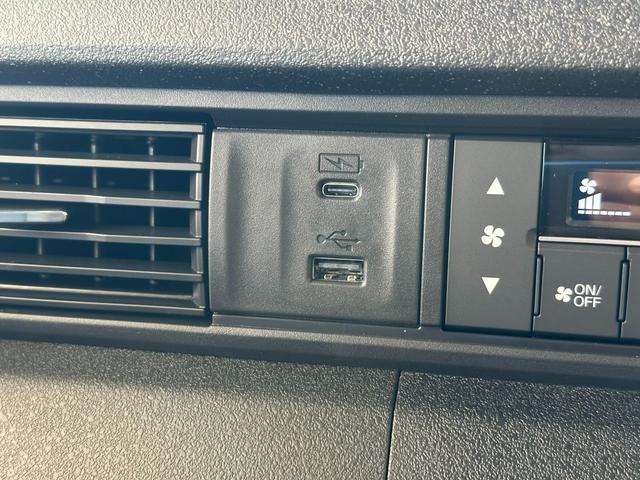 N-BOXカスタム ターボコーディネートスタイル 当社デモカー/ギャザズナビ/両側電動ドア/マルチビューカメラシステム/ホンダセンシング/LEDヘッドライト/スマートキー/コンビシート/シートヒーター/純正15インチアルミホイール(16枚目)