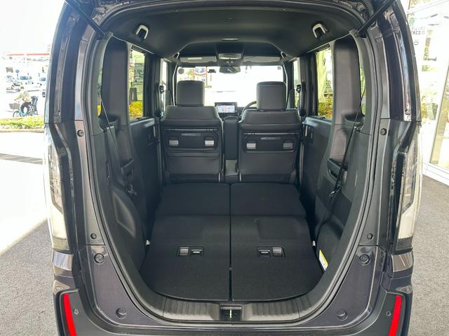 N-BOXカスタム ターボコーディネートスタイル 当社デモカー/ギャザズナビ/両側電動ドア/マルチビューカメラシステム/ホンダセンシング/LEDヘッドライト/スマートキー/コンビシート/シートヒーター/純正15インチアルミホイール(37枚目)