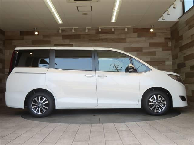 Gi プレミアムパッケージ ブラックテーラード 新車未登録 両側電動ドア セーフティセンス レーダークルコン クリアランスソナー ハーフレザーシート スマートキー LEDヘッドライト シートヒーター キャプテンシート 7人(17枚目)