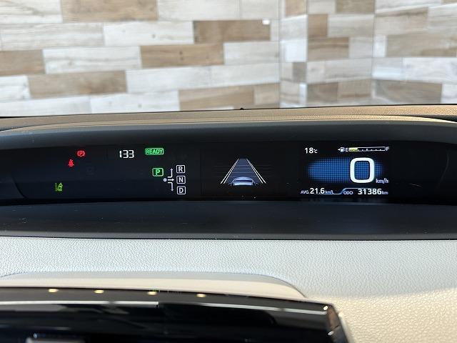 プリウス Ｓ　純正９インチナビ　バックカメラ　レーダークルーズコントロール　レーダークルーズコントロール　トヨタセーフティーセンス　スマートキー　ＡＣ１００Ｖ電源　オートライト　ＥＴＣ　パワーウィンドウ（60枚目）