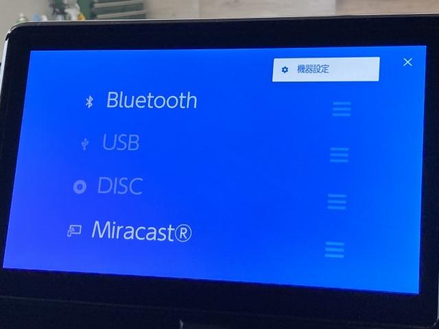 ノア Ｓ－Ｚ　ワンオーナー　純正１０．５ナビ　フリップダウンモニター　レーダークルーズコントロール　電動リアゲート　バックカメラ　両側電動スライドドア　オートハイビーム　シートヒーター　後席エアコン　スマーキー（70枚目）