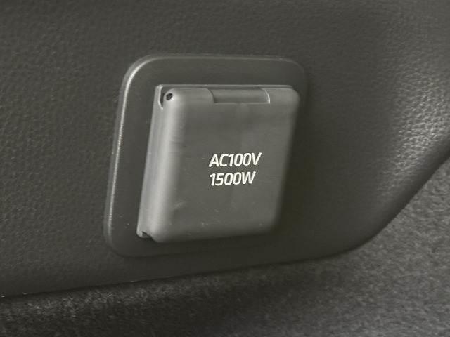 プリウス Ｚ　純正１２．３型ナビ　パノラミックビューモニター　ブラインドスポットモニター　ワイヤレス充電　パーキングアシスト　ＡＣ１００Ｖ電源　レーダークルーズコントロール　電動リアゲート　シートメモリー　ＥＴＣ（10枚目）