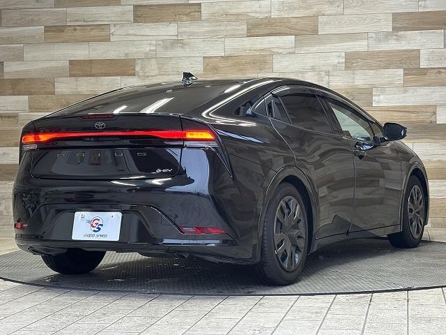 プリウス Ｚ　純正１２．３型ナビ　パノラミックビューモニター　ブラインドスポットモニター　ワイヤレス充電　パーキングアシスト　ＡＣ１００Ｖ電源　レーダークルーズコントロール　電動リアゲート　シートメモリー　ＥＴＣ（77枚目）