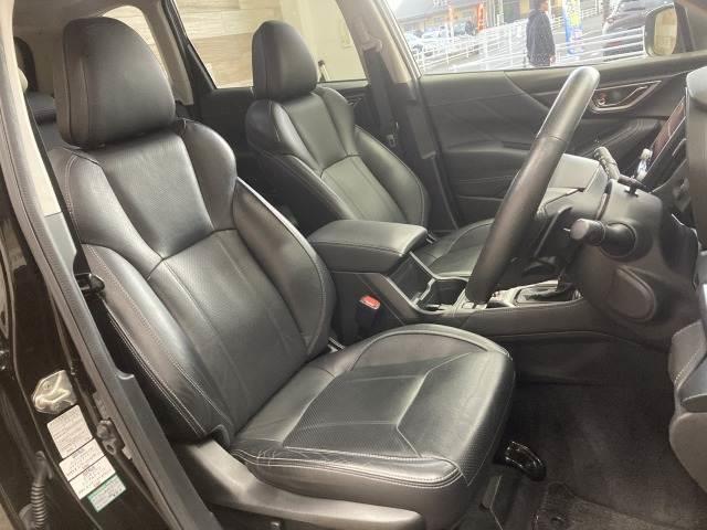 フォレスター アドバンス　純正８インチナビ　サンルーフ　本革シート　ルーフレール　レーダークルーズコントロール　アイサイト　シートヒーター　ブラインドスポットモニター　デジタルインナーミラー　電動リアゲート　ハンドルヒーター（11枚目）