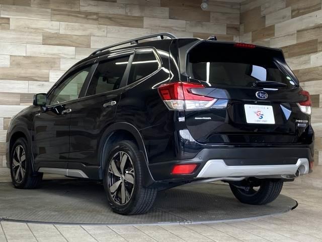 フォレスター アドバンス　純正８インチナビ　サンルーフ　本革シート　ルーフレール　レーダークルーズコントロール　アイサイト　シートヒーター　ブラインドスポットモニター　デジタルインナーミラー　電動リアゲート　ハンドルヒーター（16枚目）