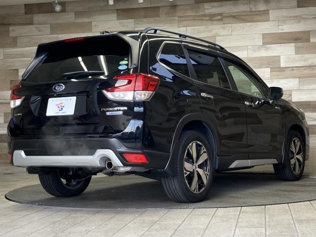 フォレスター アドバンス　純正８インチナビ　サンルーフ　本革シート　ルーフレール　レーダークルーズコントロール　アイサイト　シートヒーター　ブラインドスポットモニター　デジタルインナーミラー　電動リアゲート　ハンドルヒーター（27枚目）