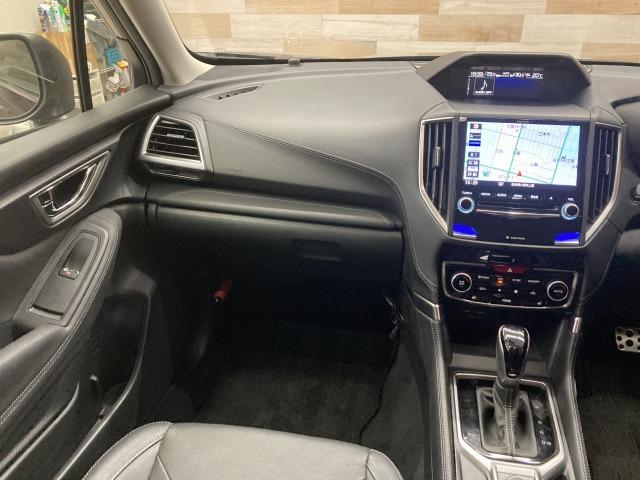 フォレスター アドバンス　純正８インチナビ　サンルーフ　本革シート　ルーフレール　レーダークルーズコントロール　アイサイト　シートヒーター　ブラインドスポットモニター　デジタルインナーミラー　電動リアゲート　ハンドルヒーター（45枚目）