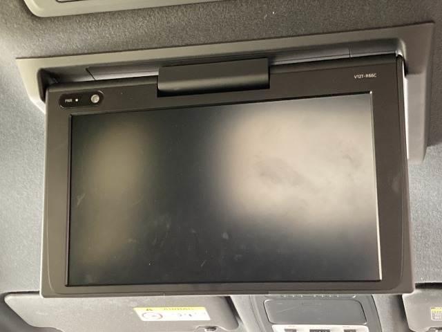 エスクァイア ハイブリッドGi プレミアムパッケージ 純正10型ナビ/フリップダウンモニター/両側電動スライドドア/衝突軽減ブレーキ/シートヒーター/ハーフレザーシート/クルーズコントロール/ビルトインETC/レーンキープ/スマートキー/バックカメラ(6枚目)