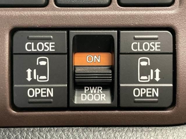 エスクァイア ハイブリッドGi プレミアムパッケージ 純正10型ナビ/フリップダウンモニター/両側電動スライドドア/衝突軽減ブレーキ/シートヒーター/ハーフレザーシート/クルーズコントロール/ビルトインETC/レーンキープ/スマートキー/バックカメラ(7枚目)