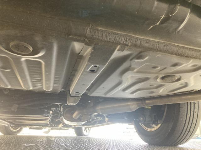 エスクァイア ハイブリッドGi プレミアムパッケージ 純正10型ナビ/フリップダウンモニター/両側電動スライドドア/衝突軽減ブレーキ/シートヒーター/ハーフレザーシート/クルーズコントロール/ビルトインETC/レーンキープ/スマートキー/バックカメラ(34枚目)