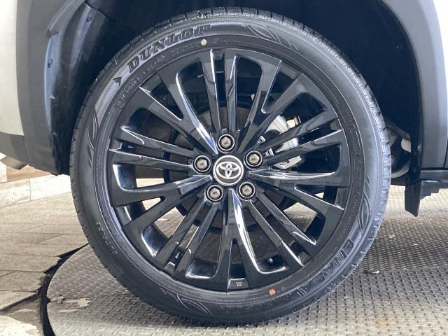 ヤリスクロス ハイブリッドＺ　ウルバーノ　純正ナビ／全周囲モニター／レーダークルーズコントロール／ハーフレザーシート／シートヒーター／ブラインドスポットモニター／ビルトインＥＴＣ／ステアリングヒーター／クリアランスソナー／ＬＥＤヘッドライト（35枚目）