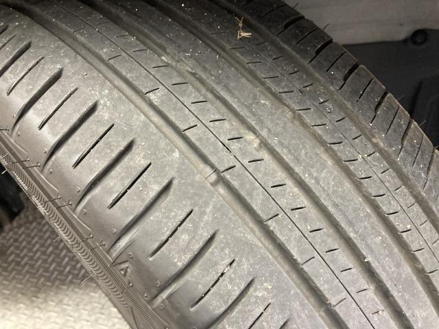 ヤリスクロス ハイブリッドＺ　ウルバーノ　純正ナビ／全周囲モニター／レーダークルーズコントロール／ハーフレザーシート／シートヒーター／ブラインドスポットモニター／ビルトインＥＴＣ／ステアリングヒーター／クリアランスソナー／ＬＥＤヘッドライト（40枚目）