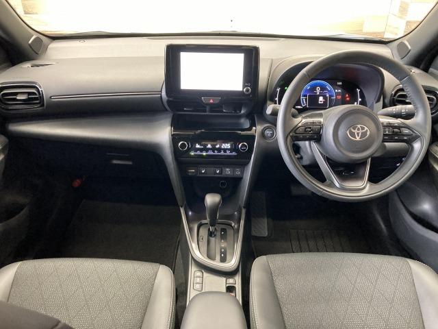 ヤリスクロス ハイブリッドＺ　ウルバーノ　純正ナビ／全周囲モニター／レーダークルーズコントロール／ハーフレザーシート／シートヒーター／ブラインドスポットモニター／ビルトインＥＴＣ／ステアリングヒーター／クリアランスソナー／ＬＥＤヘッドライト（47枚目）