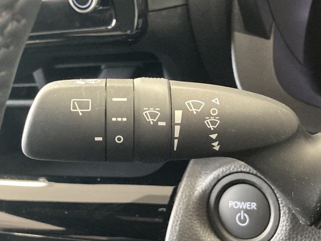 ヤリスクロス ハイブリッドＺ　ウルバーノ　純正ナビ／全周囲モニター／レーダークルーズコントロール／ハーフレザーシート／シートヒーター／ブラインドスポットモニター／ビルトインＥＴＣ／ステアリングヒーター／クリアランスソナー／ＬＥＤヘッドライト（56枚目）