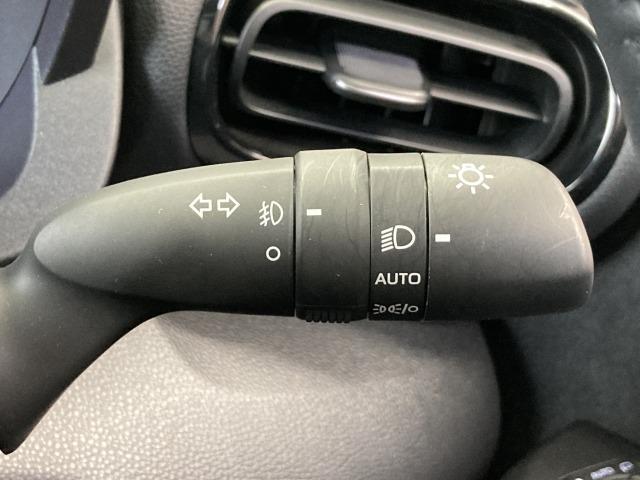 ヤリスクロス ハイブリッドＺ　ウルバーノ　純正ナビ／全周囲モニター／レーダークルーズコントロール／ハーフレザーシート／シートヒーター／ブラインドスポットモニター／ビルトインＥＴＣ／ステアリングヒーター／クリアランスソナー／ＬＥＤヘッドライト（57枚目）