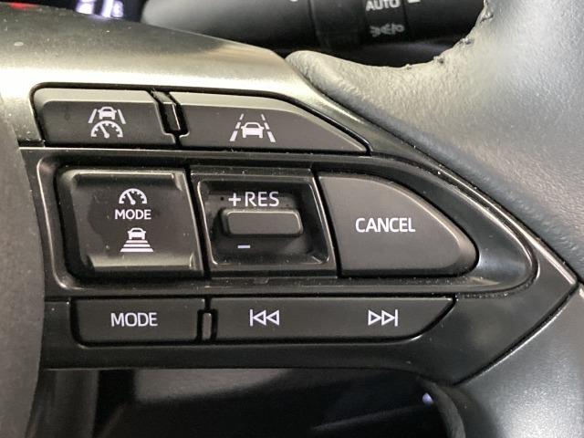 ヤリスクロス ハイブリッドＺ　ウルバーノ　純正ナビ／全周囲モニター／レーダークルーズコントロール／ハーフレザーシート／シートヒーター／ブラインドスポットモニター／ビルトインＥＴＣ／ステアリングヒーター／クリアランスソナー／ＬＥＤヘッドライト（59枚目）