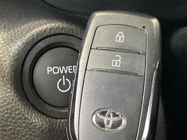 ヤリスクロス ハイブリッドＺ　ウルバーノ　純正ナビ／全周囲モニター／レーダークルーズコントロール／ハーフレザーシート／シートヒーター／ブラインドスポットモニター／ビルトインＥＴＣ／ステアリングヒーター／クリアランスソナー／ＬＥＤヘッドライト（60枚目）