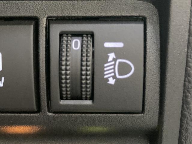 ヤリスクロス ハイブリッドＺ　ウルバーノ　純正ナビ／全周囲モニター／レーダークルーズコントロール／ハーフレザーシート／シートヒーター／ブラインドスポットモニター／ビルトインＥＴＣ／ステアリングヒーター／クリアランスソナー／ＬＥＤヘッドライト（63枚目）