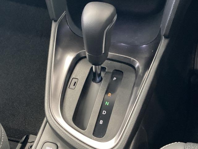 ヤリスクロス ハイブリッドＺ　ウルバーノ　純正ナビ／全周囲モニター／レーダークルーズコントロール／ハーフレザーシート／シートヒーター／ブラインドスポットモニター／ビルトインＥＴＣ／ステアリングヒーター／クリアランスソナー／ＬＥＤヘッドライト（78枚目）