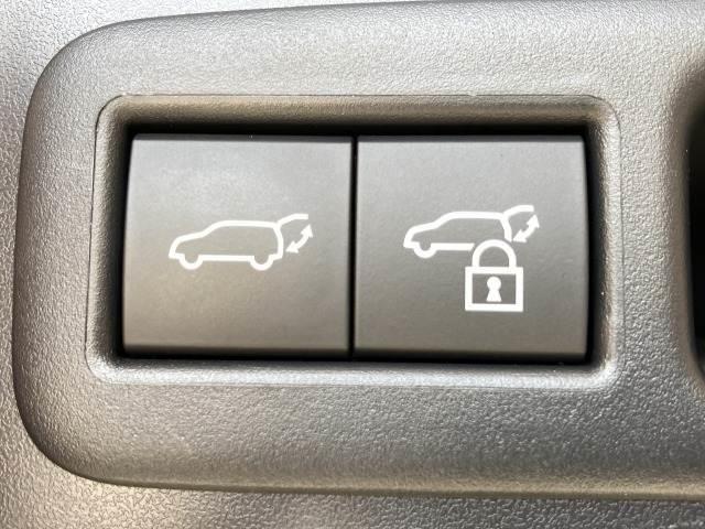 UX UX250h Fスポーツ 純正ナビ/全周囲モニター/三眼LED/サンルーフ/AC100V/電動リアゲート/レーダークルーズコントロール/ヘッドアップディスプレイ/ブラインドスポットモニター/ブラックレザーシート/シートメモリ(9枚目)