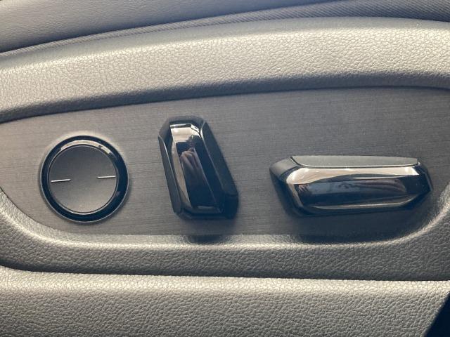 UX UX250h Fスポーツ 純正ナビ/全周囲モニター/三眼LED/サンルーフ/AC100V/電動リアゲート/レーダークルーズコントロール/ヘッドアップディスプレイ/ブラインドスポットモニター/ブラックレザーシート/シートメモリ(52枚目)