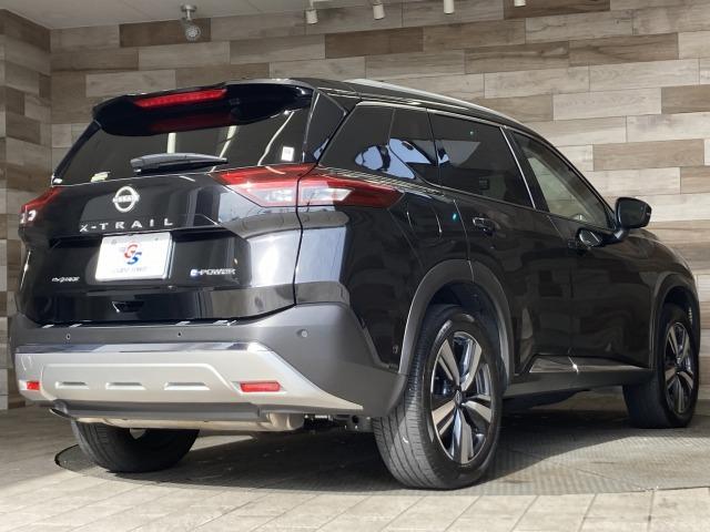 エクストレイル Ｇ　ｅ－４ＯＲＣＥ　純正ナビ／全周囲モニター／パノラマルーフ／ＢＯＳＥサウンドシステム／プロパイロット／デジタルインナーミラー／ブラインドスポットモニター／電動リアゲート／シートヒーター／パワーシート／ワイヤレス充電（28枚目）