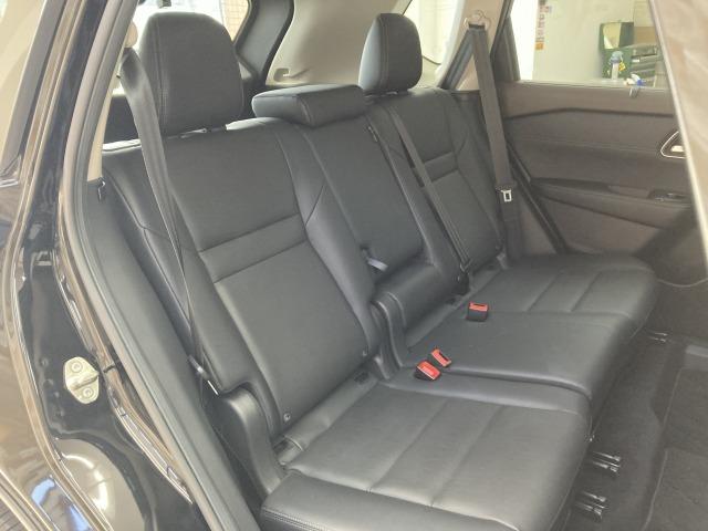 エクストレイル Ｇ　ｅ－４ＯＲＣＥ　純正ナビ／全周囲モニター／パノラマルーフ／ＢＯＳＥサウンドシステム／プロパイロット／デジタルインナーミラー／ブラインドスポットモニター／電動リアゲート／シートヒーター／パワーシート／ワイヤレス充電（42枚目）