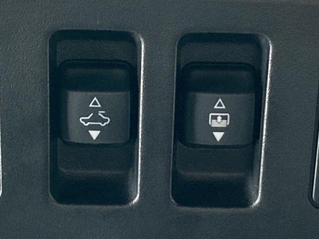 エクストレイル Ｇ　ｅ－４ＯＲＣＥ　純正ナビ／全周囲モニター／パノラマルーフ／ＢＯＳＥサウンドシステム／プロパイロット／デジタルインナーミラー／ブラインドスポットモニター／電動リアゲート／シートヒーター／パワーシート／ワイヤレス充電（68枚目）