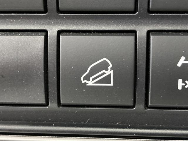 ランドクルーザープラド ＴＸ　Ｌパッケージ　純正ナビ／バックカメラ／サンルーフ／ルーフレール／シートヒーターベンチレーション／ブラックレザーシート／レーダークルーズコントロール／クリアランスソナー／ＲＡＹＳ１７インチＡＷ／パワーシート／ＥＴＣ（70枚目）